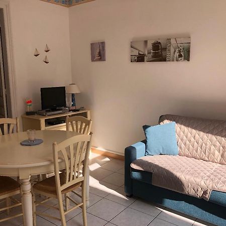 Appartement Avec Cour A 50M De La Plage メール・レ・バン エクステリア 写真