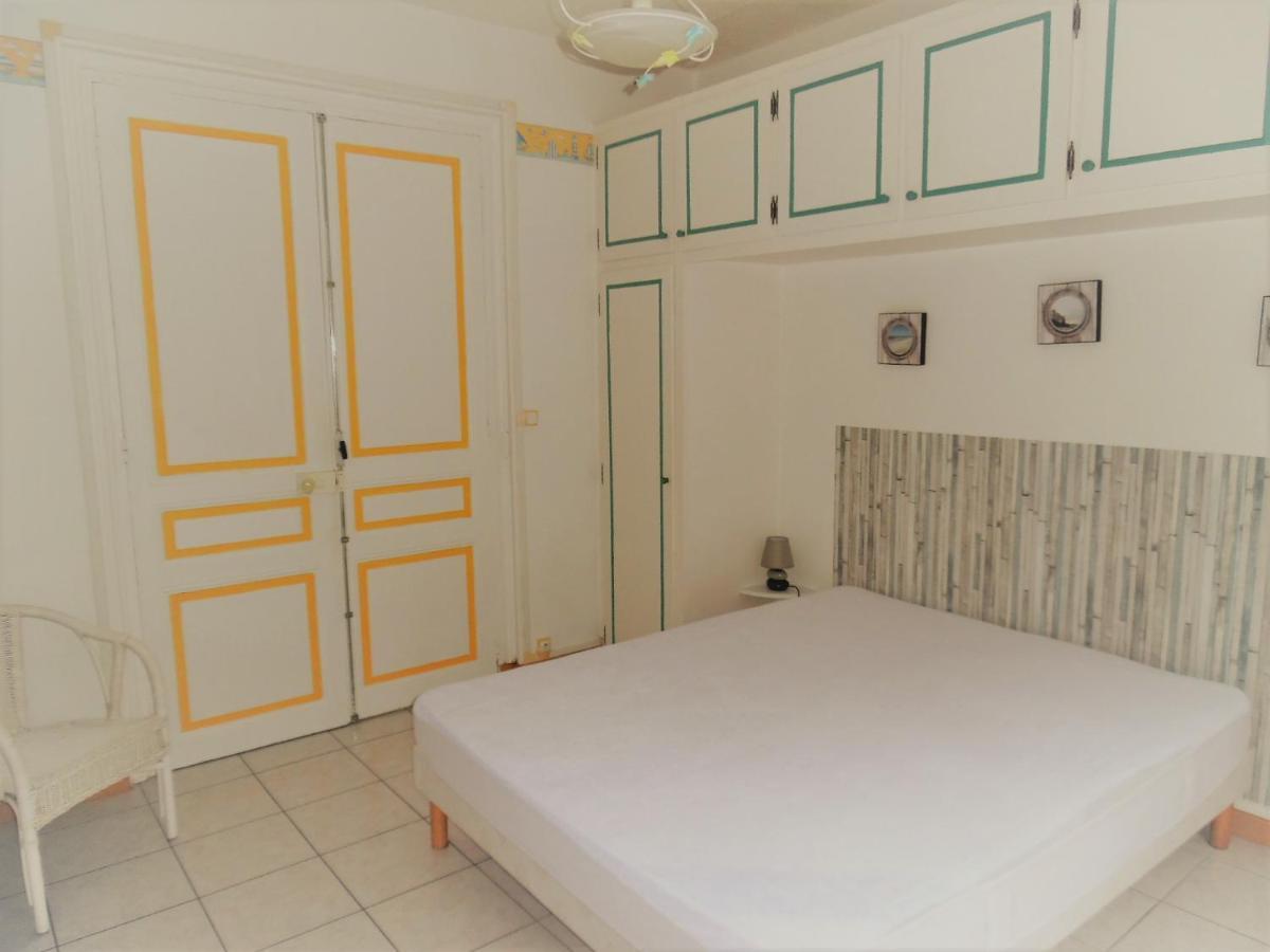 Appartement Avec Cour A 50M De La Plage メール・レ・バン エクステリア 写真